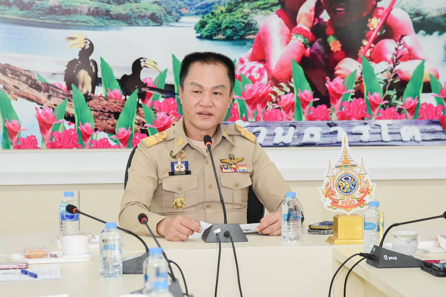 พช.ธารโต ร่วมประชุมหัวหน้าส่วนราชการ หัวหน้าหน่วยงานรัฐวิสาหกิจ ผู้บริหารองค์กรปกครองส่วนท้องถิ่น และผู้บริหารสถานศึกษา