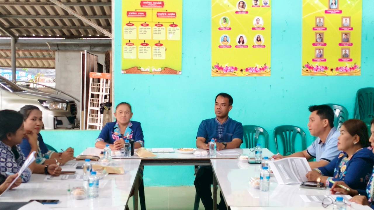 ✅พช.ธารโต ประชุมติดตามผลการดำเนินงานโครงการที่ได้รับเงินสนับสนุนกองทุนพัฒนาบทบาทสตรีตำบลคีรีเขต